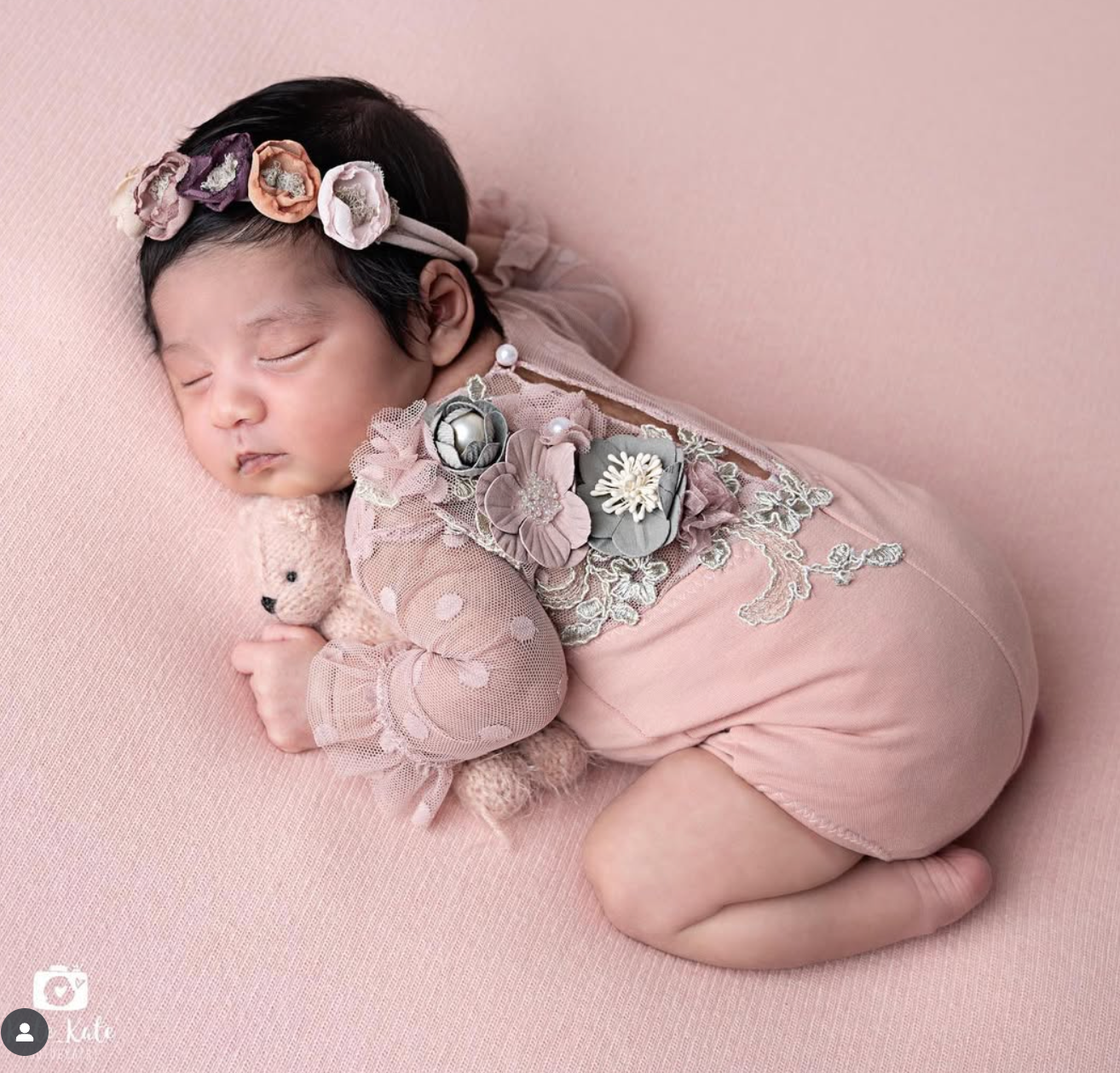 Floral Romper with Open Back [Pink]